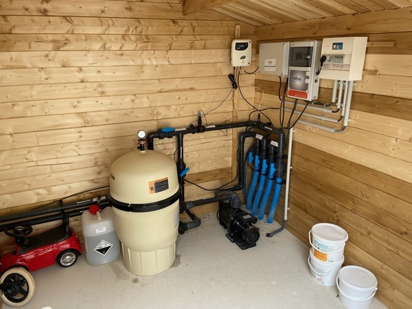 Local technique piscine : dimensions et ventilation | Unibéo